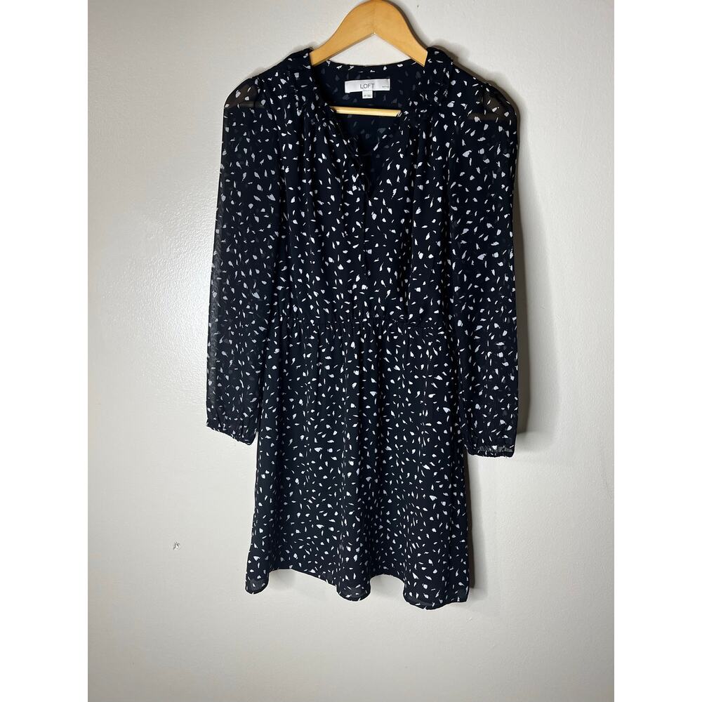 Ann Taylor LOFT V-Neck Fit and Flare Dress - Classic Wardrobe Piece  - 2 Petite